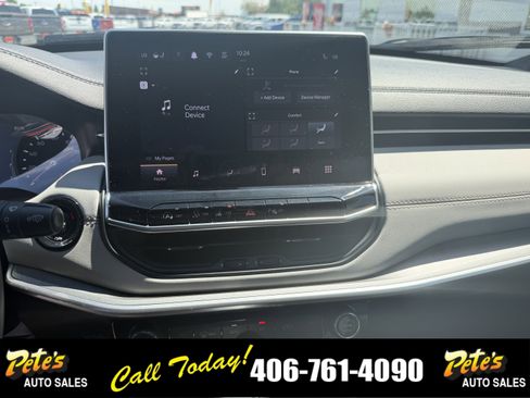 Used 2025 Jeep Compass Limited AWD/4WD image 23