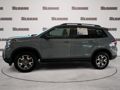 Certified 2023 Honda Passport TrailSport image 2
