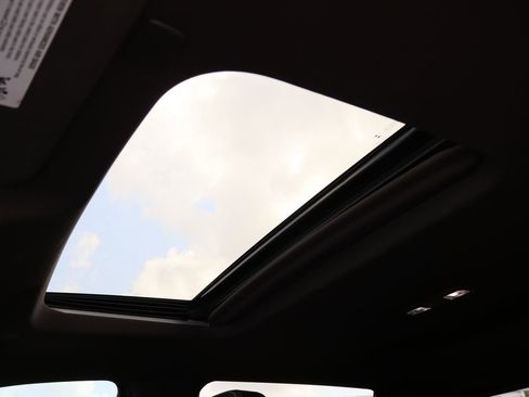 Certified 2024 GMC Sierra 2500 Denali w/ Denali Reserve Package image 24