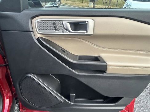 Used 2020 Ford Explorer Limited image 24