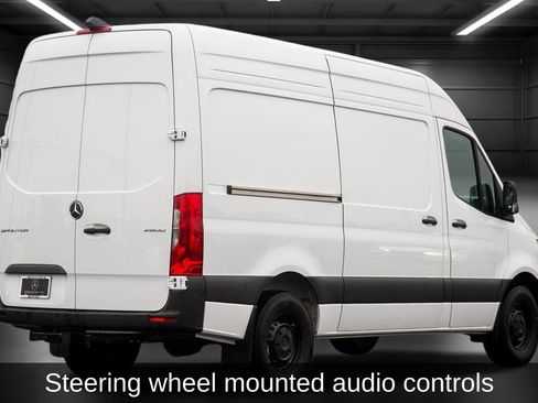 Used 2025 Mercedes-Benz Sprinter 2500 image 13