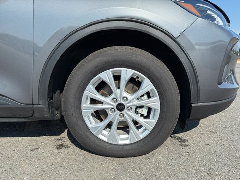 Used 2024 Ford Escape Active image 8