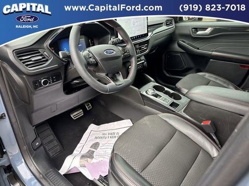 Certified 2023 Ford Escape ST-Line w/ Tech Pack #1 image 18
