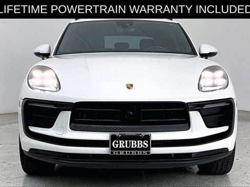 Used 2024 Porsche Macan w/ Premium Plus Package AWD/4WD image 4