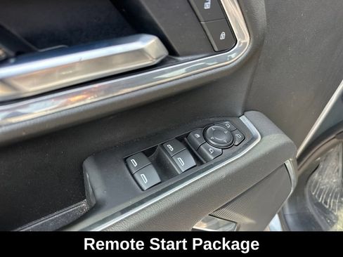 Used 2025 GMC Sierra 2500 SLE w/ SLE Value Package; AWD/4WD image 12