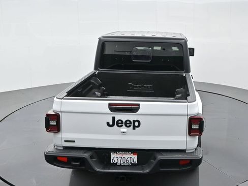 Used 2023 Jeep Gladiator Sport image 60