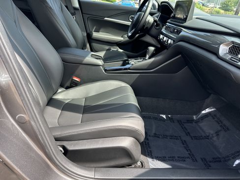 Certified 2024 Acura Integra FWD image 15