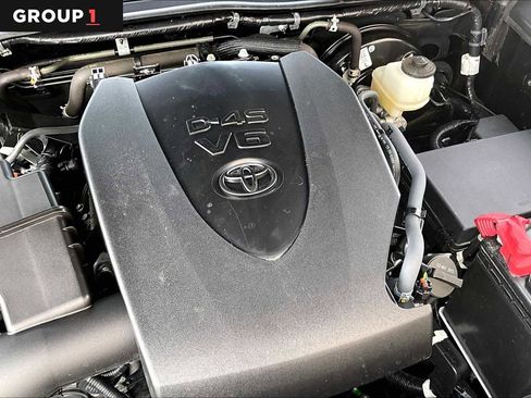 Used 2023 Toyota Tacoma Limited image 31