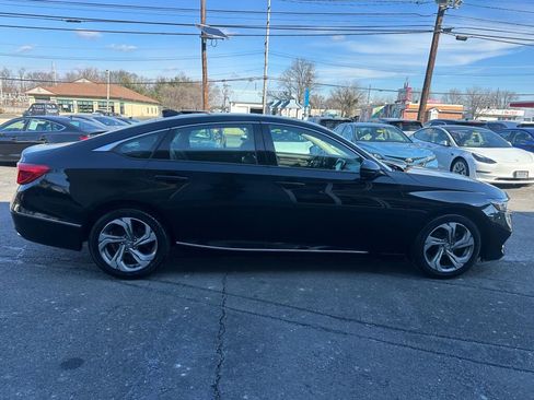 Used 2018 Honda Accord EX-L image 8
