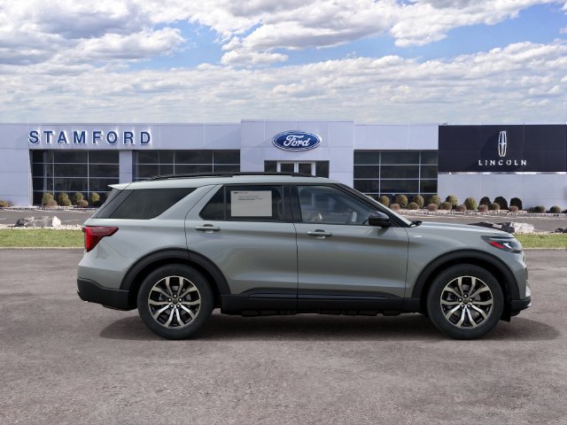 New 2027 Ford Explorer ST-Line AWD/4WD image 5