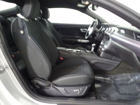 Used 2017 Ford Mustang GT image 14