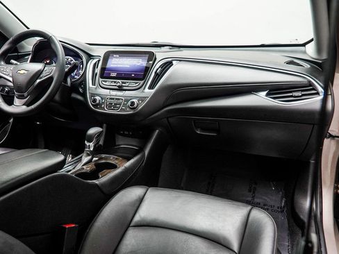 Used 2024 Chevrolet Malibu LT FWD image 13