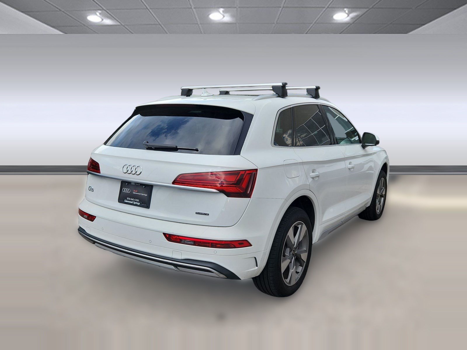 Used 2023 Audi Q5 2.0T Premium Plus w/ Premium Plus Package AWD/4WD image 3