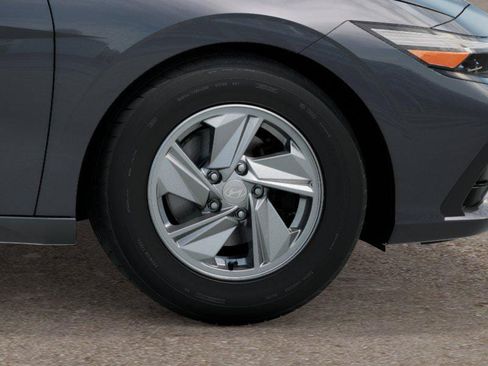 New 2026 Hyundai Elantra SE FWD image 8