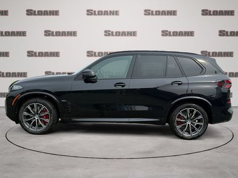 New 2026 BMW X5 xDrive40i w/ M Sport Package AWD/4WD image 2