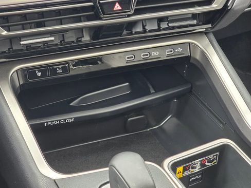 Used 2025 Lexus TX 350 AWD w/ Technology Package image 35