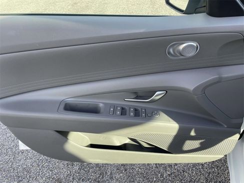 Certified 2023 Hyundai Elantra SEL image 14