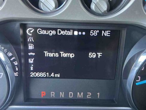 Used 2016 Ford F250 XLT w/ XLT Value Package image 26