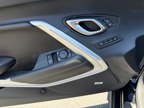 Used 2023 Chevrolet Camaro SS RWD image 34