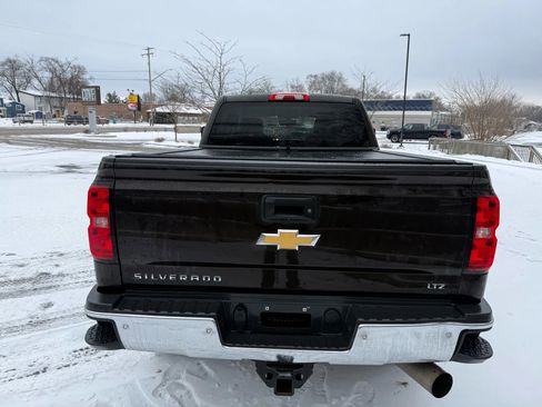 Used 2019 Chevrolet Silverado 2500 LTZ w/ Duramax Plus Package image 6