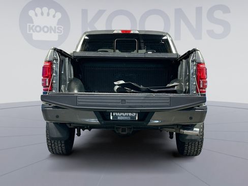 Used 2017 Ford F150 Lariat image 34