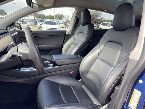 Used 2021 Tesla Model Y Long Range image 13