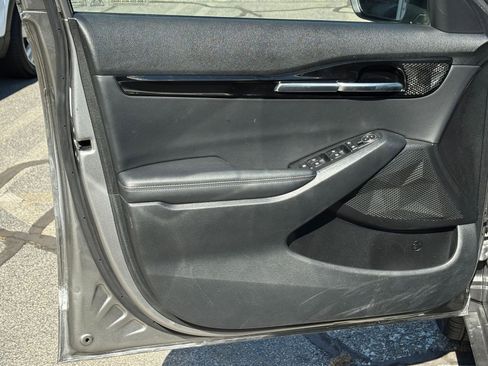 Used 2025 Kia Seltos S image 25