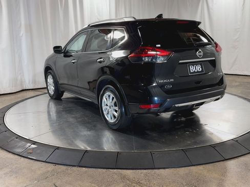 Used 2020 Nissan Rogue SV image 7