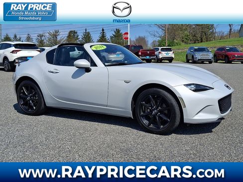 Used 2018 MAZDA MX-5 Miata RF Grand Touring RWD image 1