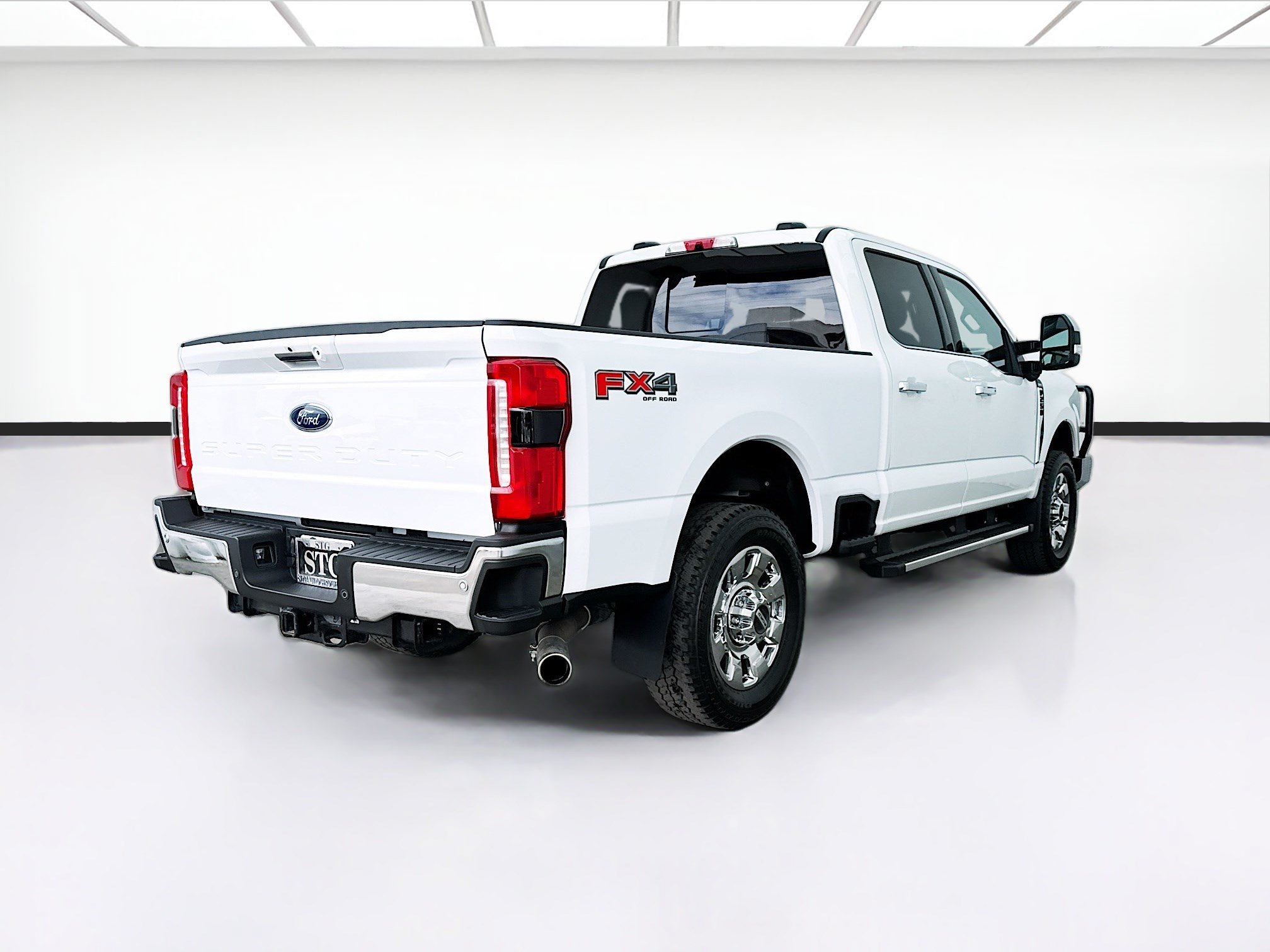Used 2024 Ford F250 Lariat w/ Chrome Package AWD/4WD image 4