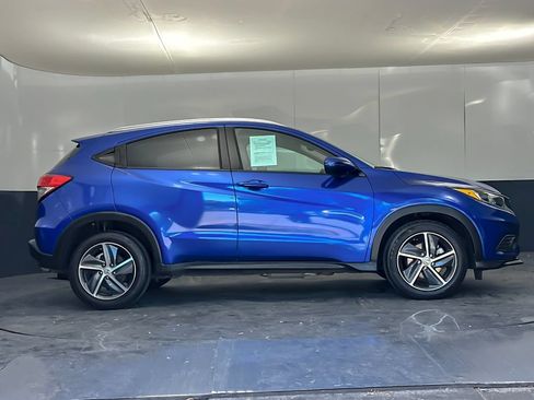 Used 2021 Honda HR-V EX image 2