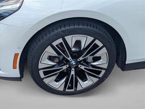 Certified 2024 BMW 530i w/ Premium Package RWD image 25