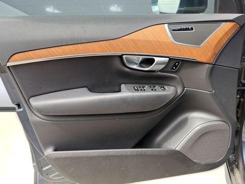 Certified 2024 Volvo XC90 B6 Plus w/ Protection Package Premier AWD/4WD image 21