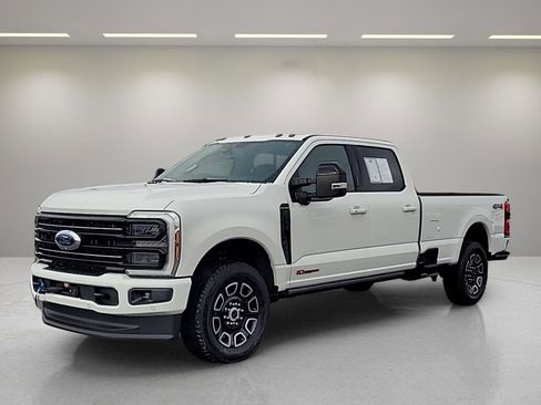 Used 2026 Ford F350 Platinum image 6
