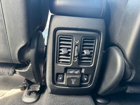 Used 2024 Dodge Durango GT AWD/4WD image 18