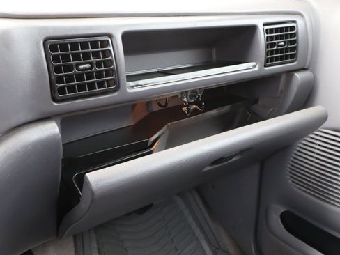 Used 1997 Dodge Ram 3500 Truck ST image 33