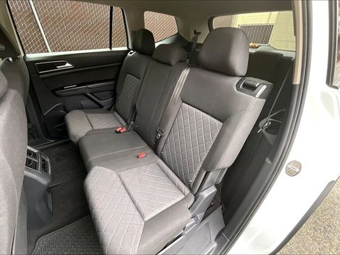 Used 2018 Volkswagen Atlas S image 24