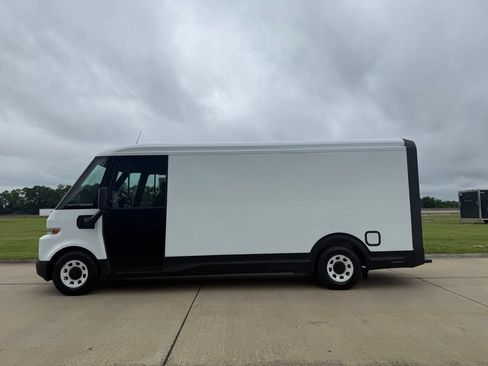 Used 2024 Chevrolet Brightdrop 600 w/ Commercial Equipment Package AWD/4WD image 6