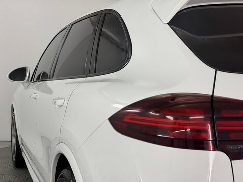 Used 2016 Porsche Cayenne GTS AWD/4WD image 66