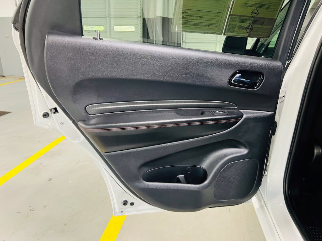 Used 2025 Dodge Durango GT RWD image 28