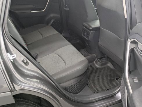Used 2021 Toyota RAV4 XLE w/ XLE Grade Weather Package image 28