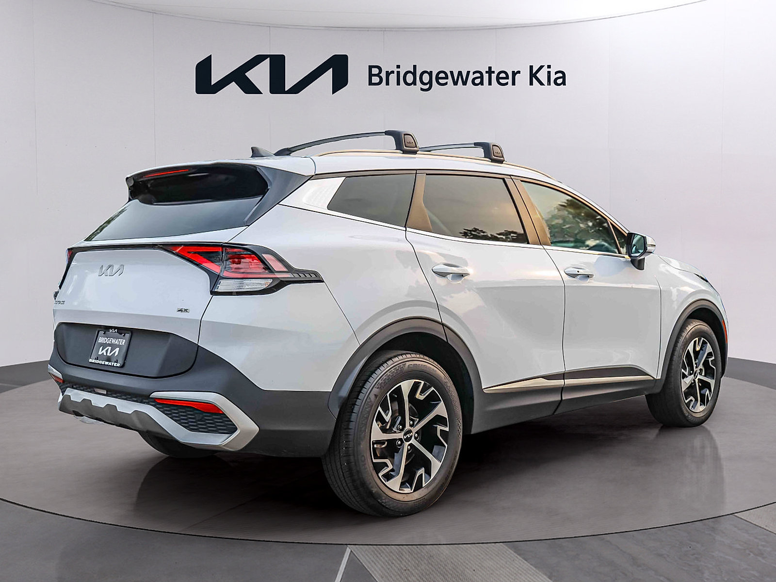 Certified 2024 Kia Sportage EX AWD/4WD image 6