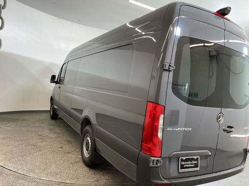 New 2025 Mercedes-Benz Sprinter 2500 image 2