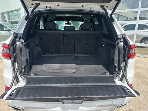 Used 2023 BMW X5 xDrive40i w/ Premium Package image 28