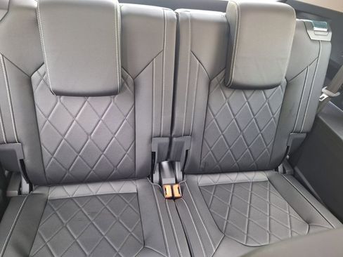 New 2025 Volkswagen Atlas SEL Premium R-Line image 25