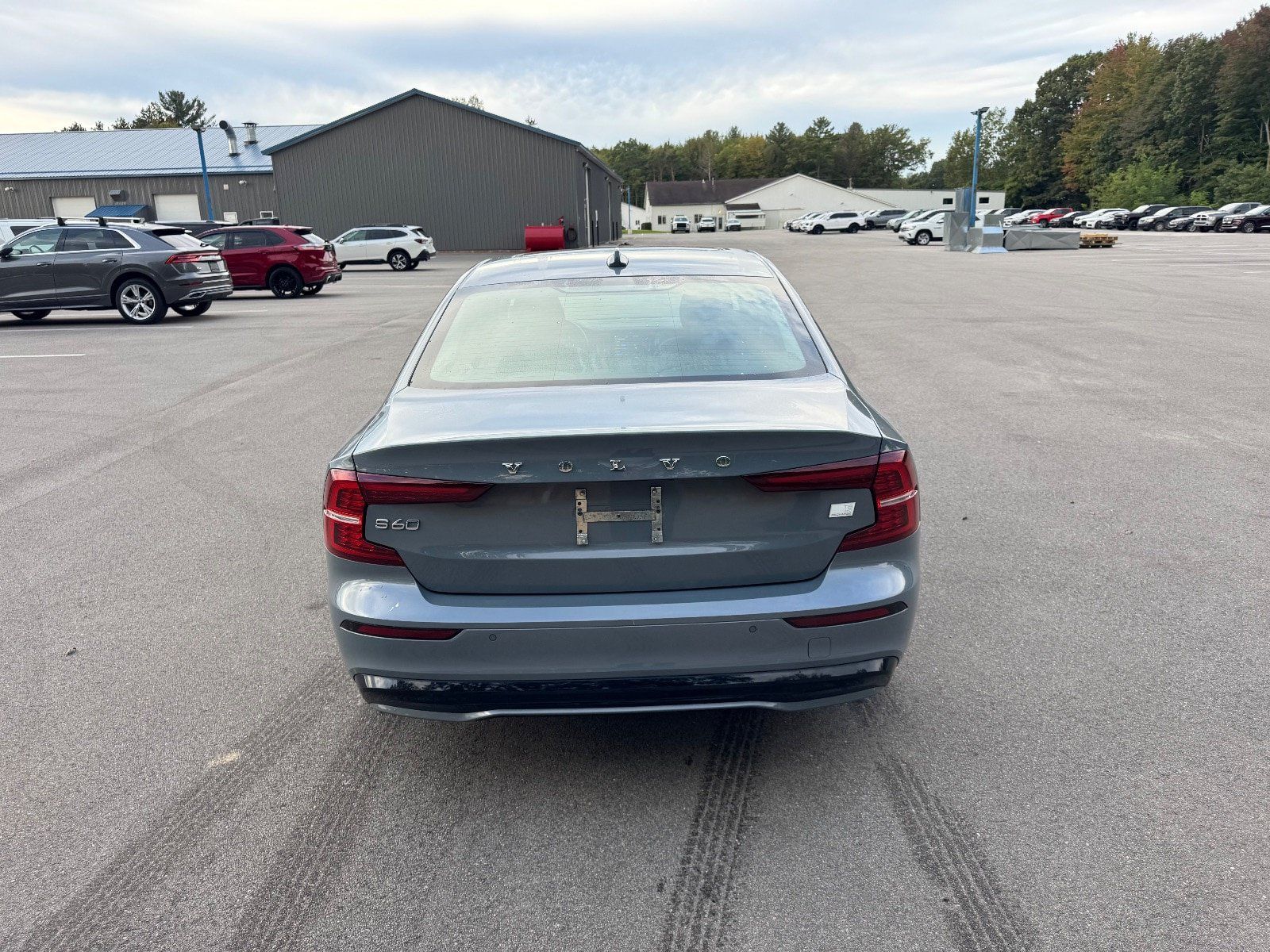 Used 2023 Volvo S60 T8 Plus AWD/4WD image 7