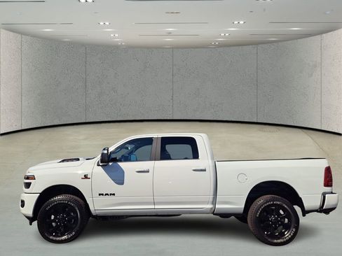 Used 2025 RAM 2500 Laramie w/ Night Edition image 8
