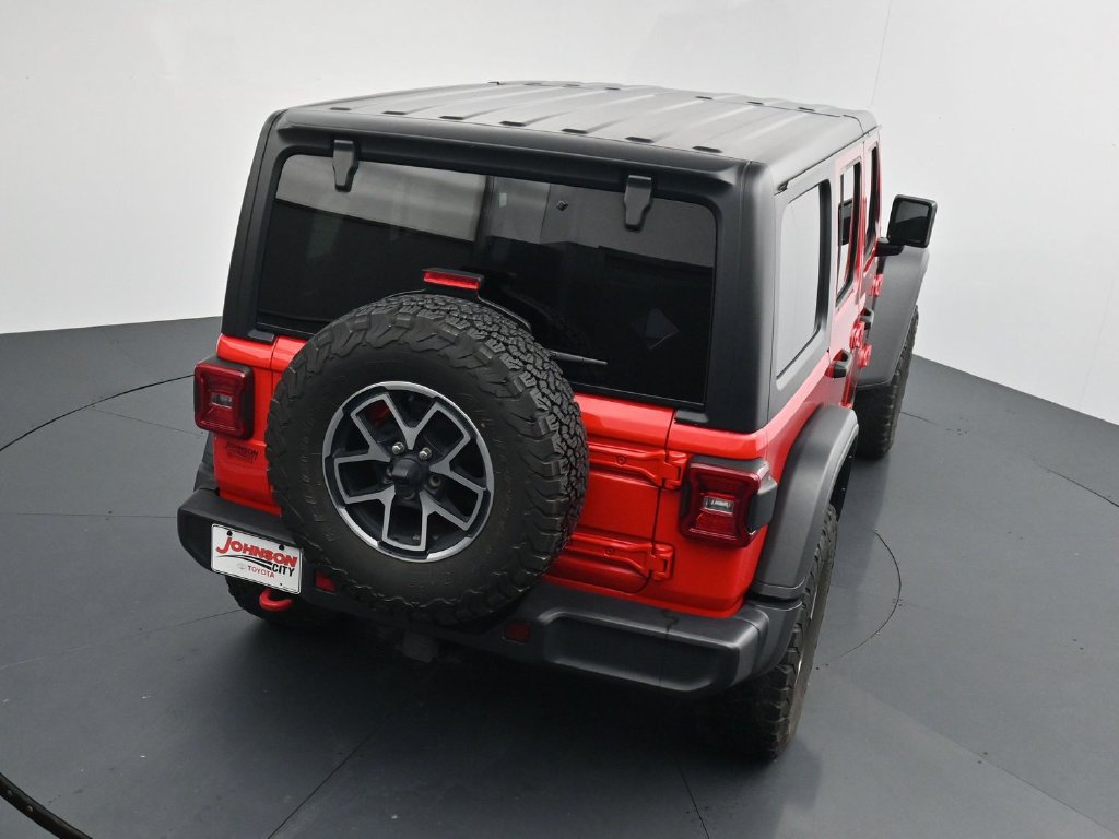 Used 2024 Jeep Wrangler Unlimited Rubicon AWD/4WD image 33