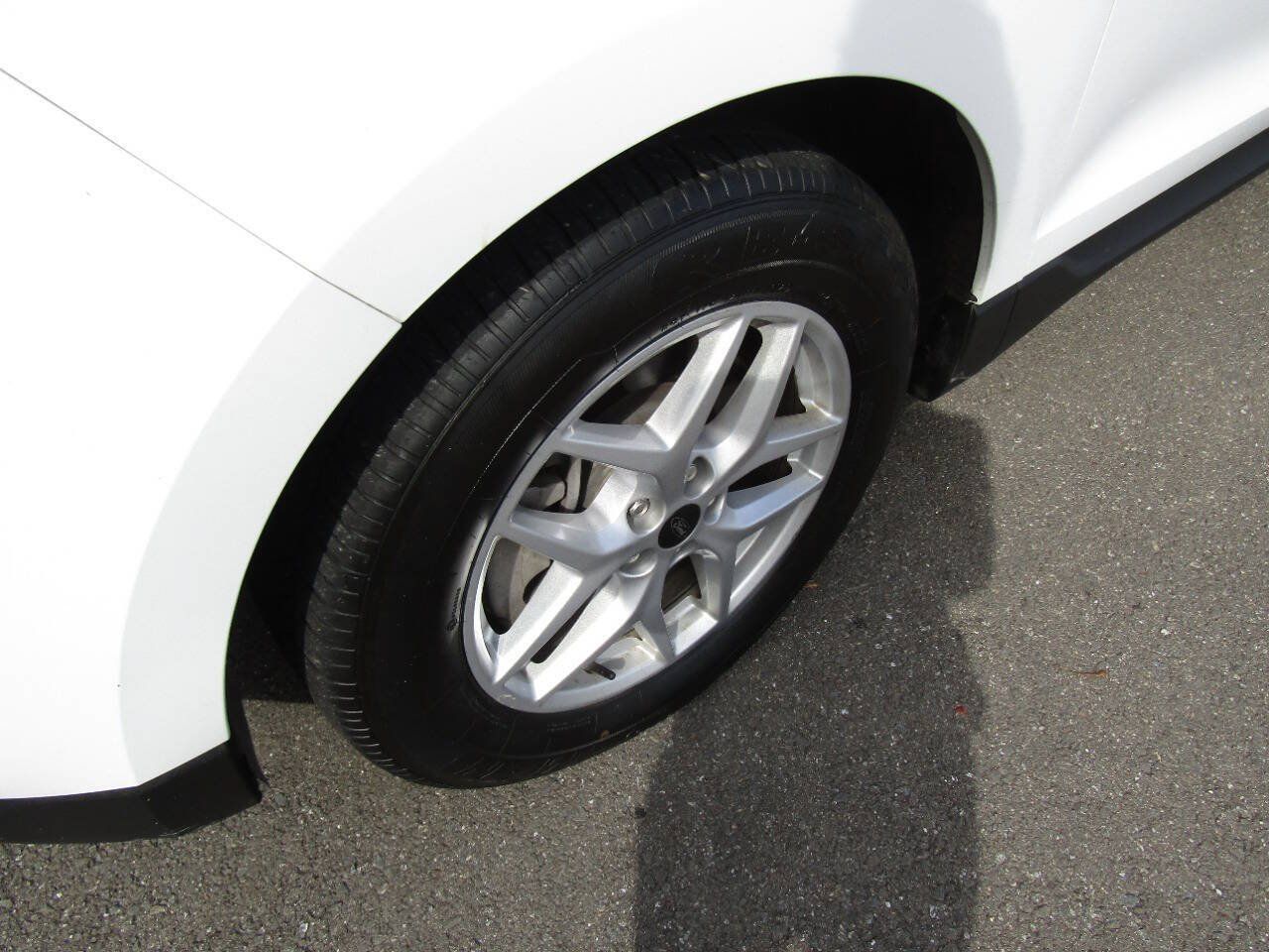 Used 2024 Ford Edge SEL AWD/4WD image 28