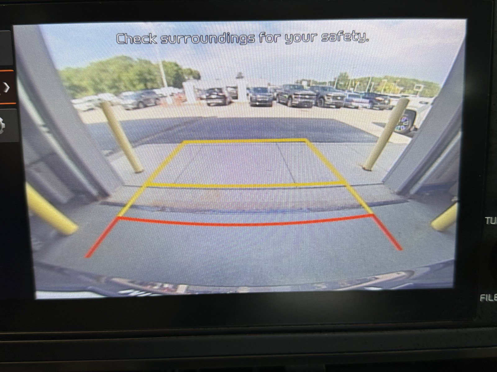 Used 2023 Kia Carnival LX FWD image 13